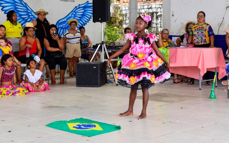 Festa junina na escola EMEF Raimunda Pinto no bairro 40 Horas