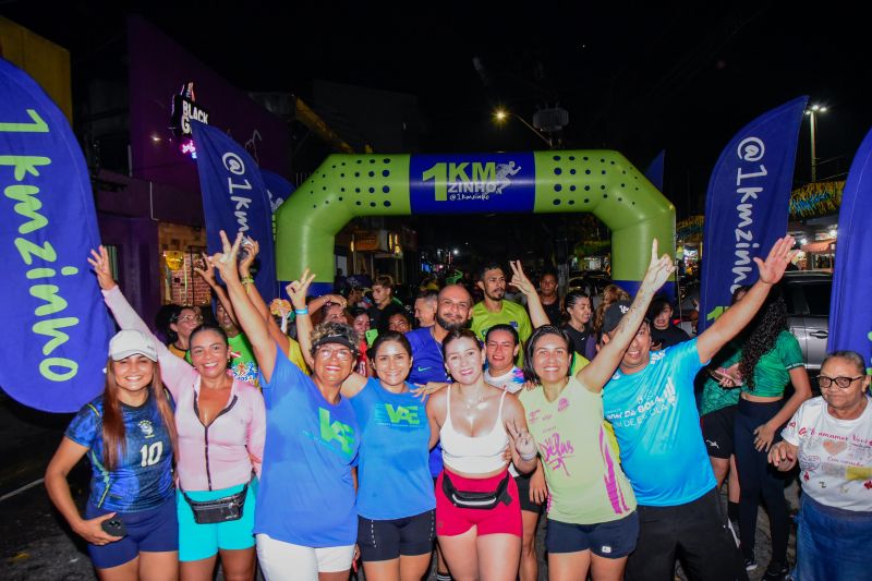 Corrida Circuito Night Run Ananin na Praça da Bíblia