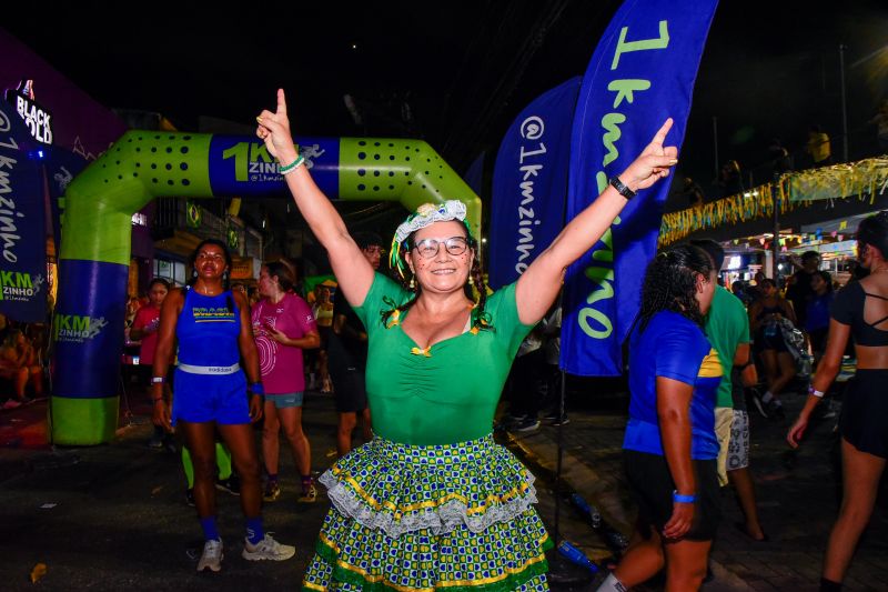 Corrida Circuito Night Run Ananin na Praça da Bíblia