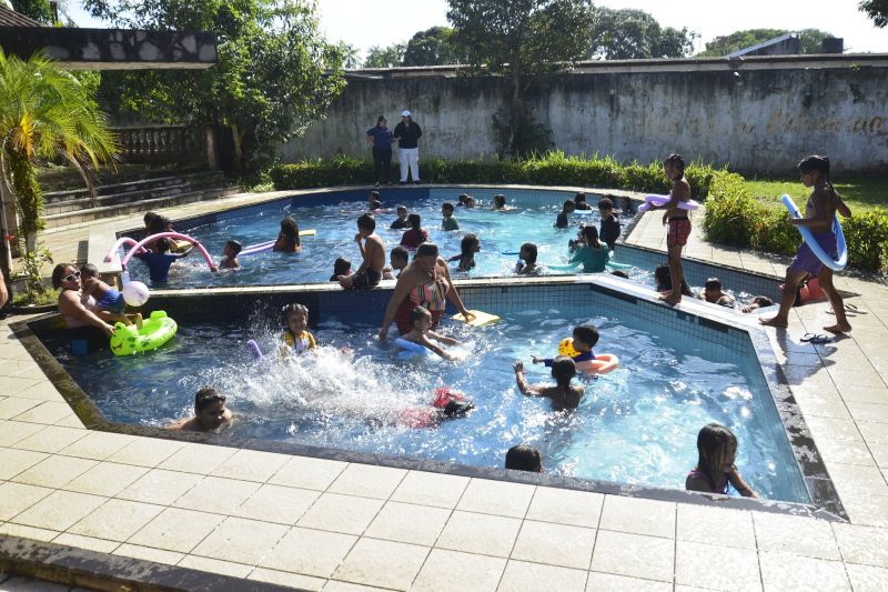 Colônia de férias no CRAS Daniel Reis