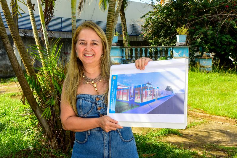 Assinatura de Ordem de Serviço da Praça dos Entregadores na Cidade Nova