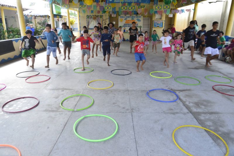 Colônia de Férias no CRAS do Complexo 6