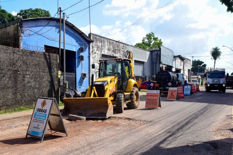 Lançamento do programa Só o Tapete na rua Bom Sossego no bairro Centro