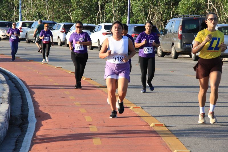 Corrida do projeto Defesa Pessoal para Mulheres (PDP-Mulheres) na Orla do Icuí