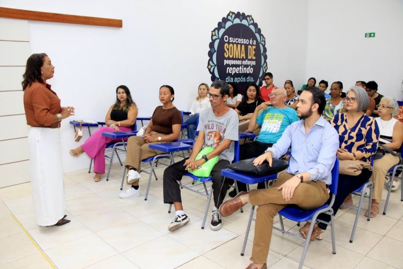 Entrega de certificado no Sine Ananindeua