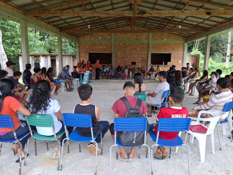 A ação contou com palestra sobre prevenção a gravidez na adolescência,  para adolescentes da EMEF Domiciliano de Farias.