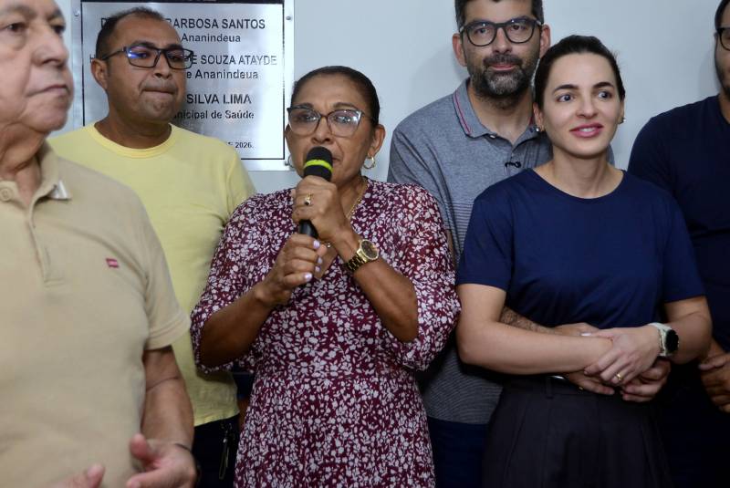 Comunidade presente na inauguração.