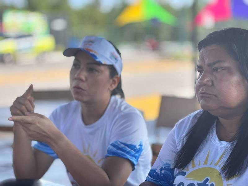 A secretária adjunta de Turismo, Nanaia Barra, acompanhou a visita técnica e participou do alinhamento das ações operacionais, reforçando o compromisso da gestão municipal com a organização e a qualidade do Festival de Verão.