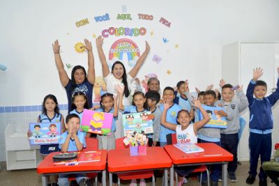 Galeria: Abertura do ano letivo na escola Hildegarda de Miranda