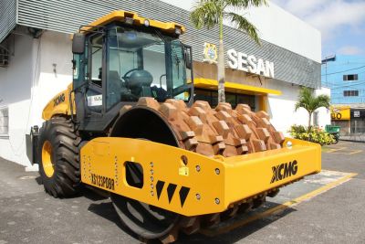 Galeria: Entrega de equipamento Rolo Compactor