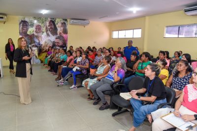 SEMCAT promove ação de empoderamento feminino para mulheres acompanhadas pela rede socioassistencial