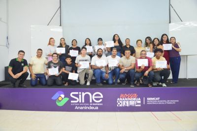 SINE Ananindeua certifica alunos do curso de Almoxarifado e Logística